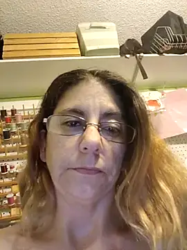 Snapshot of 1988beth chatting on October 2025 11:15:01 PM 1988beth online show from October 2025 11:15:01 PM