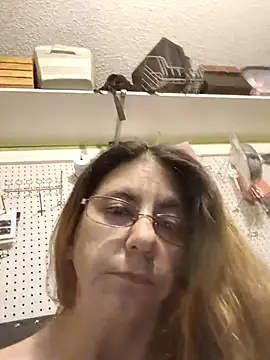 Snapshot of 1988beth chatting on October 2025 12:22:02 AM 1988beth online show from October 2025 12:22:02 AM