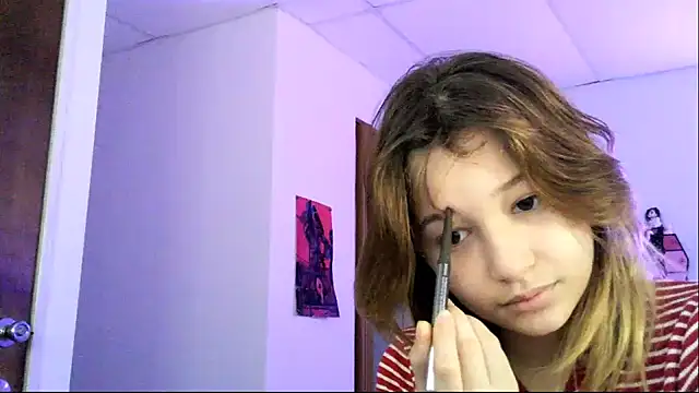 EmuOtori online show from February 2026 12:21:01 PM