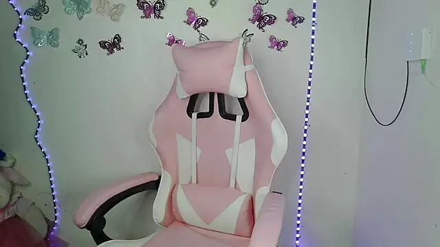 luna00bella7 online show from October 2025 02:56:01 AM