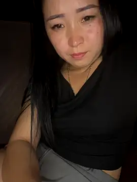 miemie-xx online show from November 2025 11:42:02 AM