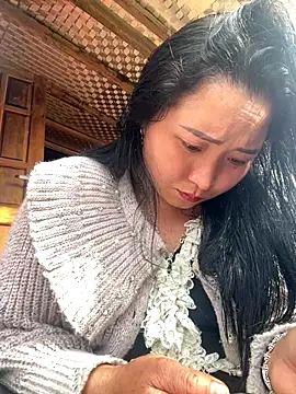 miemie-xx online show from December 2025 08:12:02 AM