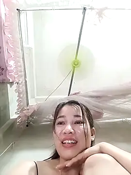 ladzy sexy online show from April 2026 07:07:01 PM