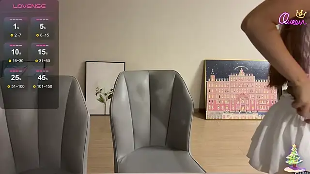 Snapshot of Alyssa-8 chatting on June 2026 01:06:02 PM Alyssa-8 online show from June 2026 01:06:02 PM