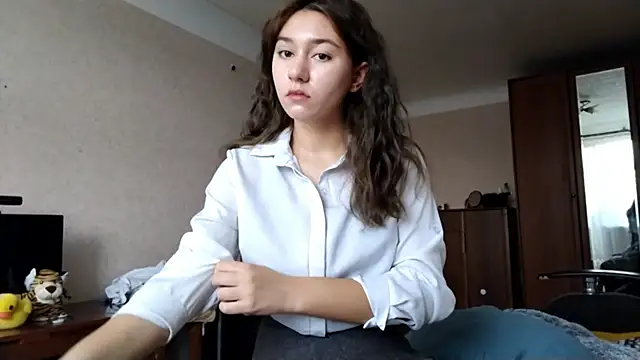 MiaLovelyOne online show from October 2025 08:11:02 AM