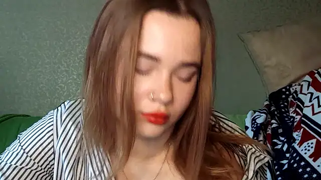 QuiveredFrown online show from October 2025 11:42:01 AM