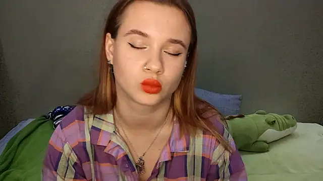QuiveredFrown online show from October 2025 11:02:01 AM