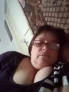 MilaCold5443 online show from April 2026 08:33:01 PM