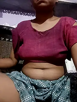 Snapshot of Sexy_Diyaa chatting on October 2025 07:45:01 PM Sexy Diyaa online show from October 2025 07:45:01 PM