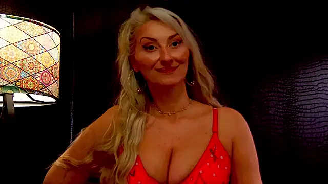 LeticiaReys online show from December 2025 01:02:02 AM