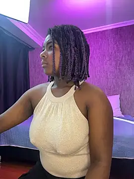 KarinaFlowers  online show from April 2026 12:11:02 PM