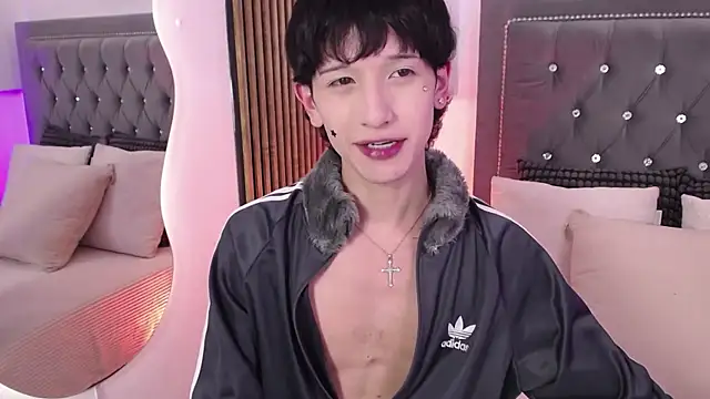 Snapshot of Emo_Boy_ chatting on June 2026 08:20:02 PM Emo Boy online show from June 2026 08:20:02 PM