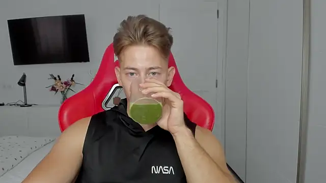 find0m master online show from October 2025 02:26:01 PM