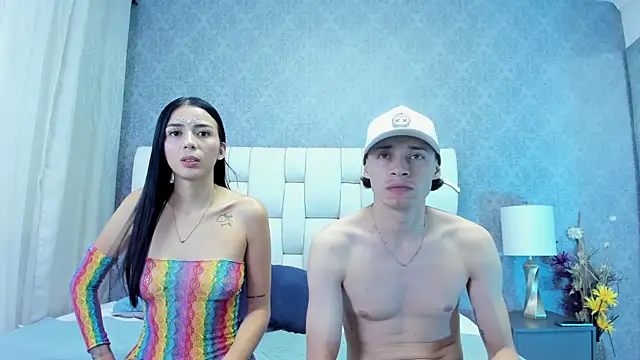 nicollandjhon online show from November 2025 02:47:02 AM