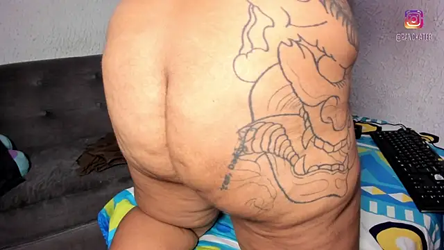 Emilycollei online show from April 2026 08:28:02 PM