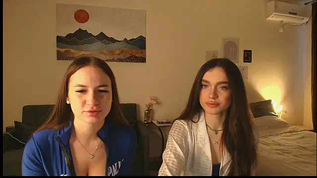 MayaGlow online show from January 2026 06:07:01 AM