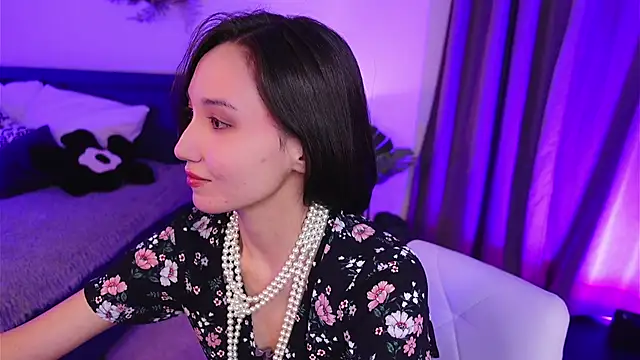 GentleMusee online show from December 2025 10:19:01 PM