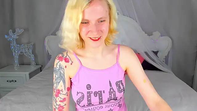 LikiLips online show from April 2026 02:51:02 AM