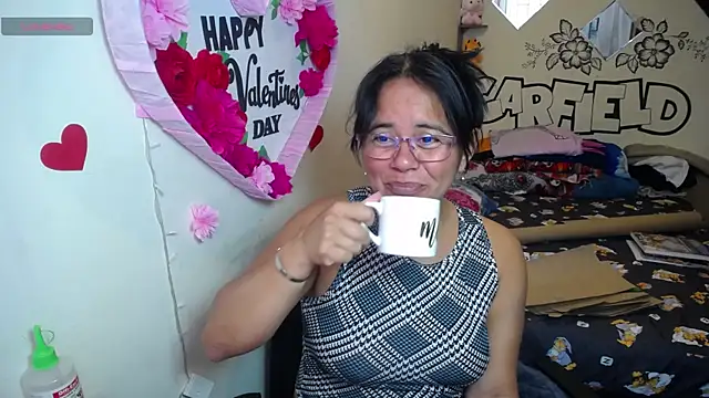 Miss  kendra  online show from June 2026 03:39:02 PM
