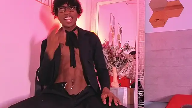 Darkcandyboy online show from October 2025 12:36:02 PM