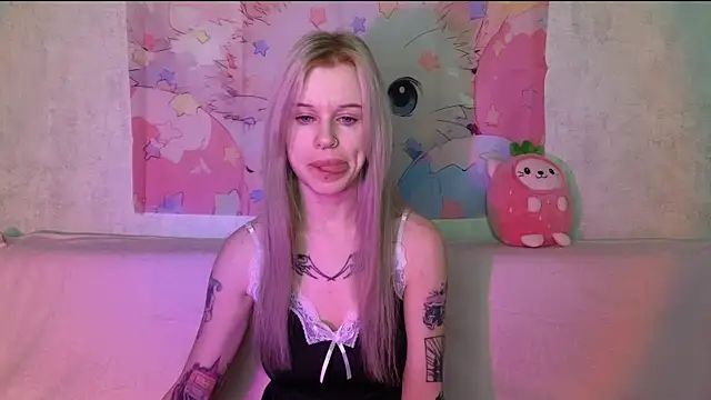 HoneyGold  online show from December 2025 04:07:01 AM