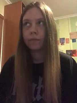 LunaVirelle online show from April 2026 05:03:01 PM