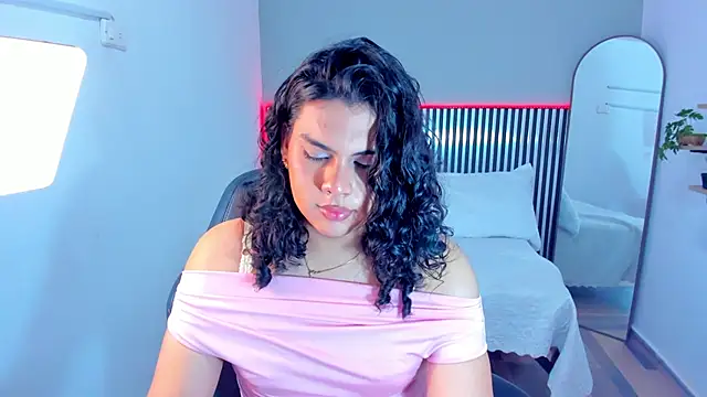 Little Alli online show from December 2025 01:23:01 AM