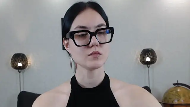 Marie Fitch online show from November 2025 01:50:02 AM