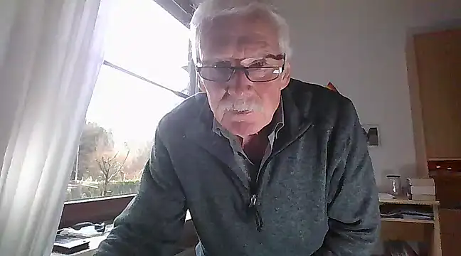 super-snoopy online show from January 2025 10:19:01 AM