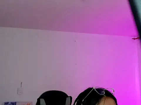 sofia  666 online show from November 2025 06:45:01 PM