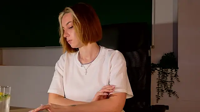 ClaireMathis online show from July 2026 03:07:02 PM
