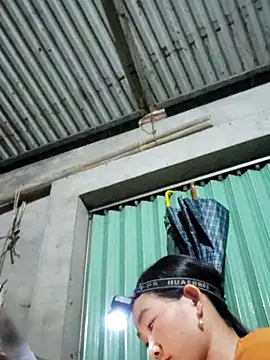 gio-thu online show from April 2026 01:18:01 PM