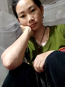 Snapshot of gio-thu chatting on April 2026 11:13:02 AM gio-thu online show from April 2026 11:13:02 AM