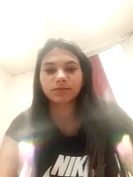 Snapshot of DanaqWhite chatting on October 2025 04:59:02 PM DanaqWhite online show from October 2025 04:59:02 PM