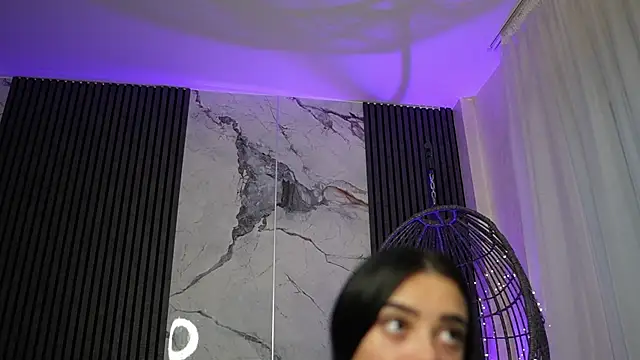 RachelRavee online show from November 2025 05:32:02 AM