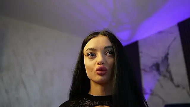 RachelRavee online show from February 2026 05:27:02 AM