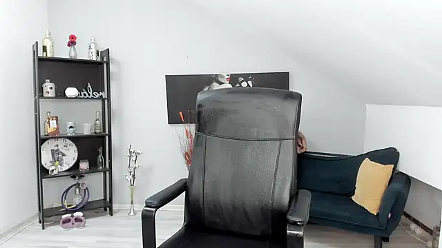 Snapshot of BettyJamess chatting on November 2025 05:52:01 AM BettyJamess online show from November 2025 05:52:01 AM