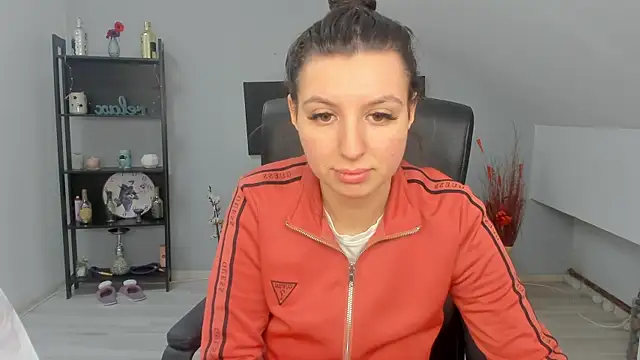 BettyJamess online show from January 2026 06:39:01 AM