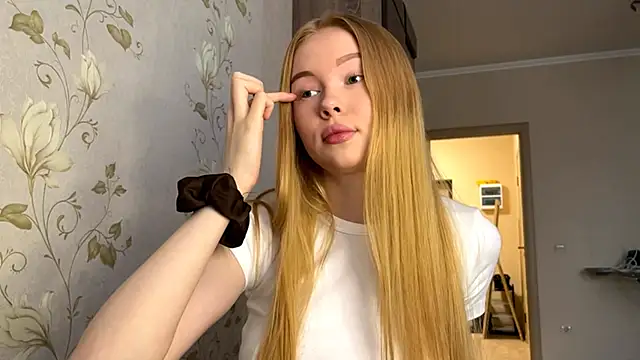 RaguelNicksons online show from October 2025 09:43:01 AM