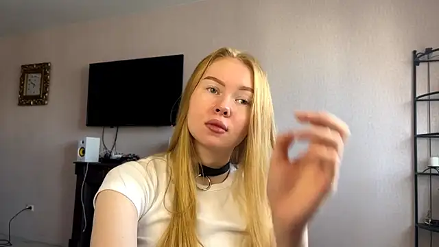 RaguelNicksons online show from October 2025 07:09:02 AM