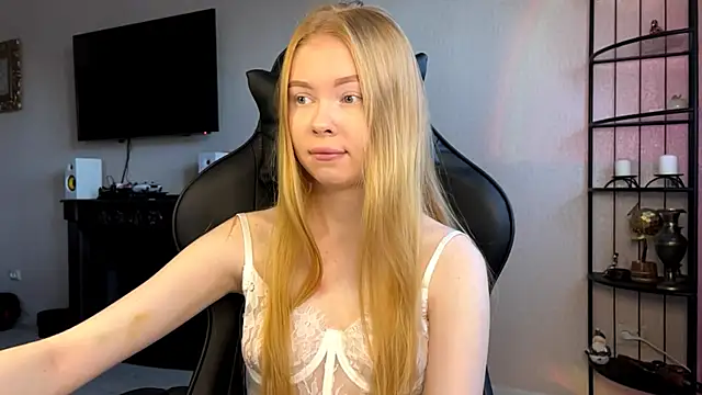 RaguelNicksons online show from November 2025 06:13:01 AM