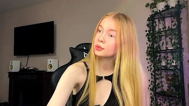 RaguelNicksons online show from November 2025 05:53:02 AM