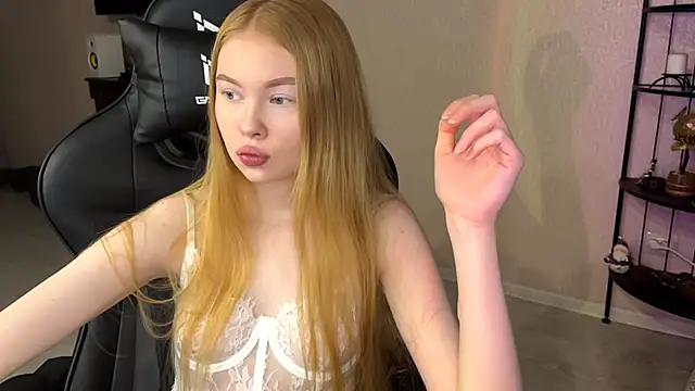 RaguelNicksons online show from December 2025 05:12:02 AM