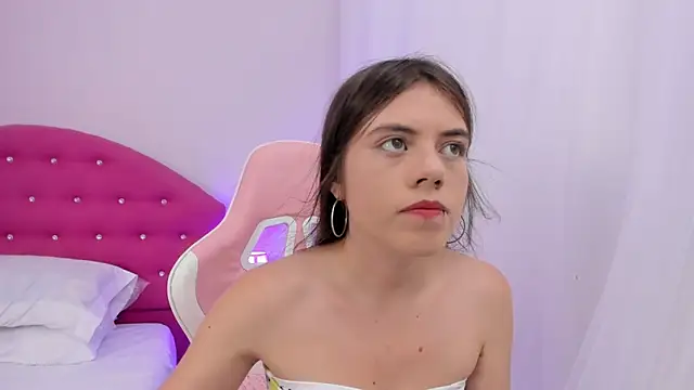 Juana miel online show from April 2026 07:58:01 PM