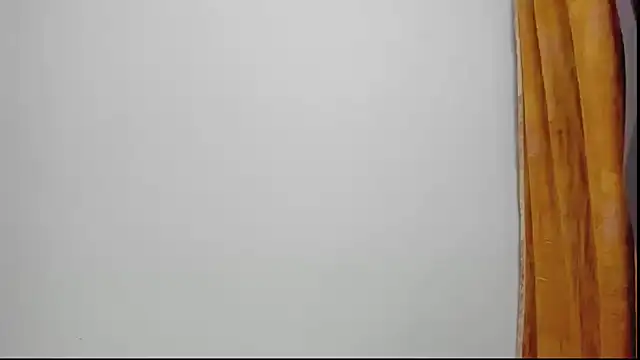 AmbarGills online show from November 2025 01:21:02 PM