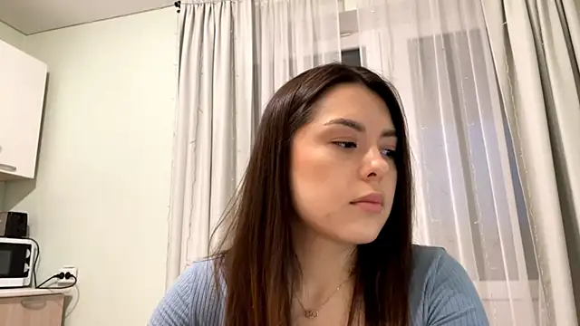 AlveraCappola online show from October 2025 02:27:01 PM