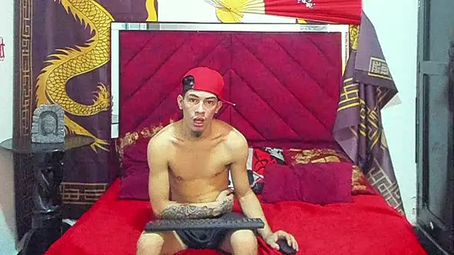 Pride couple online show from January 2026 11:29:01 PM