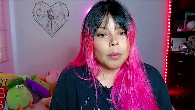 EllieMoonX online show from January 2026 08:45:01 PM