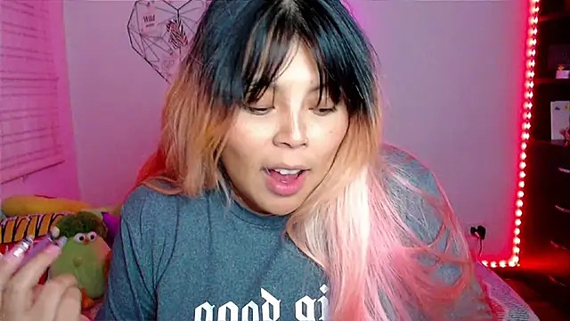 EllieMoonX online show from February 2026 11:10:01 PM