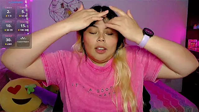 EllieMoonX online show from April 2026 02:51:02 AM